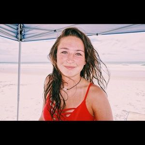 Meet your Posher, Bailey